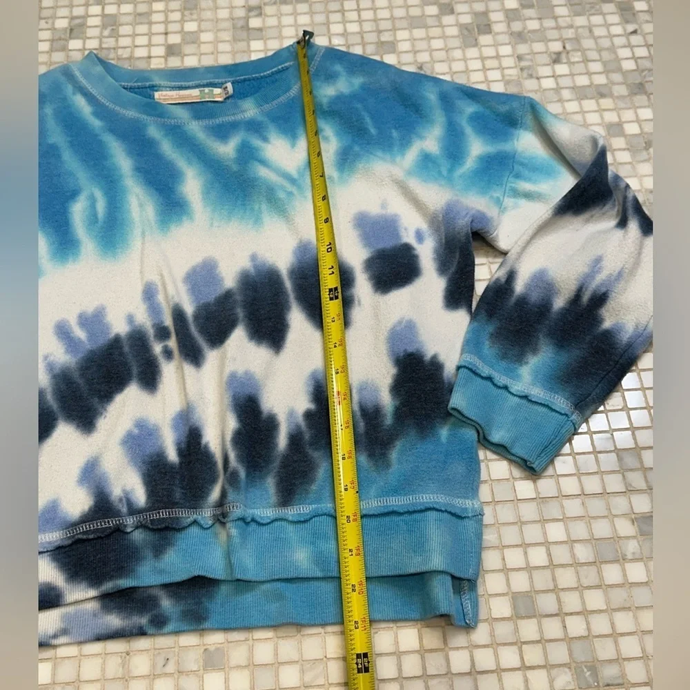 Vintage Havana Blue and White Tie-Dye Girls Sweatshirt
